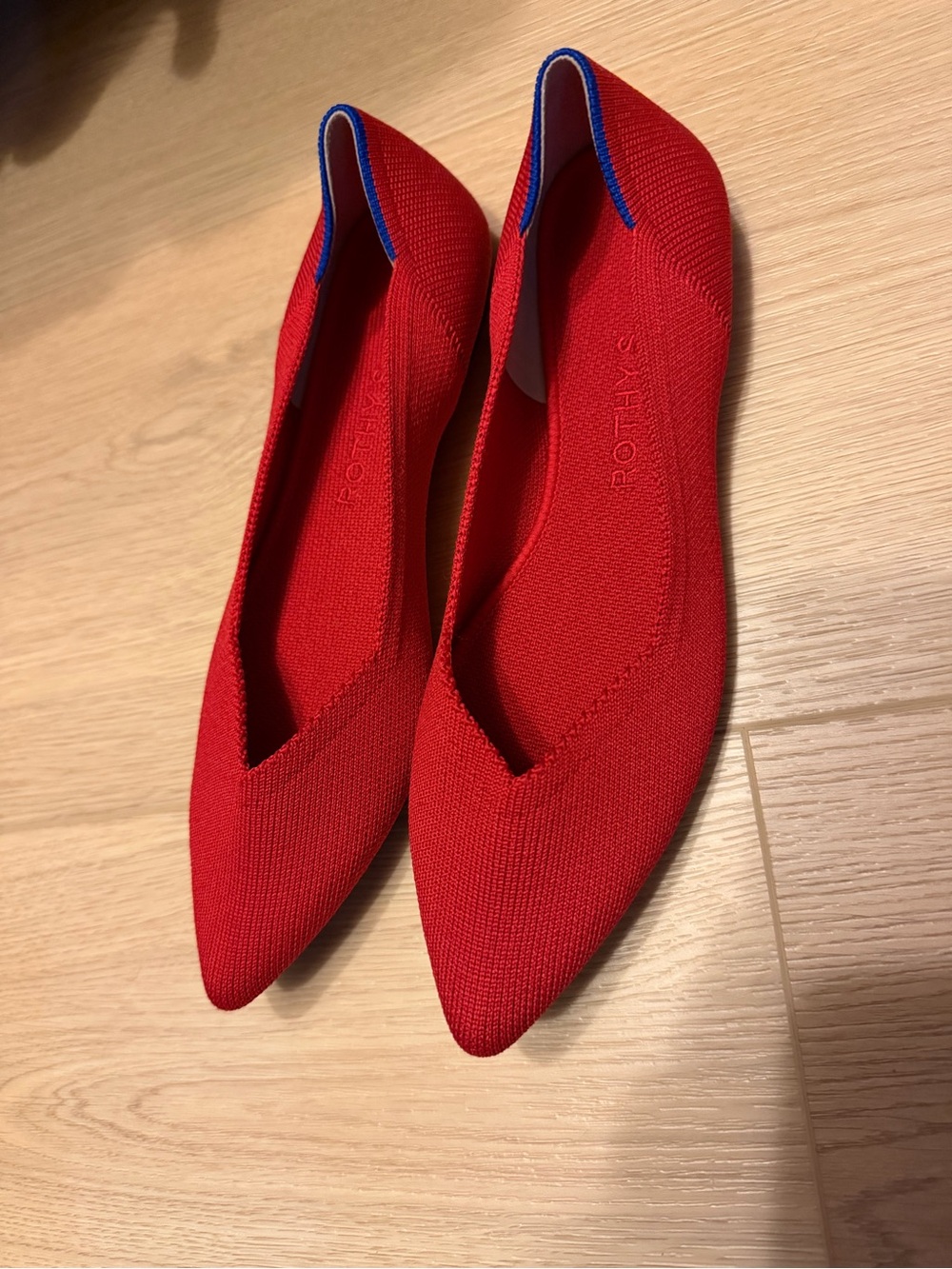 Rothy's Red Pointed Knit Flats with Blue Trim